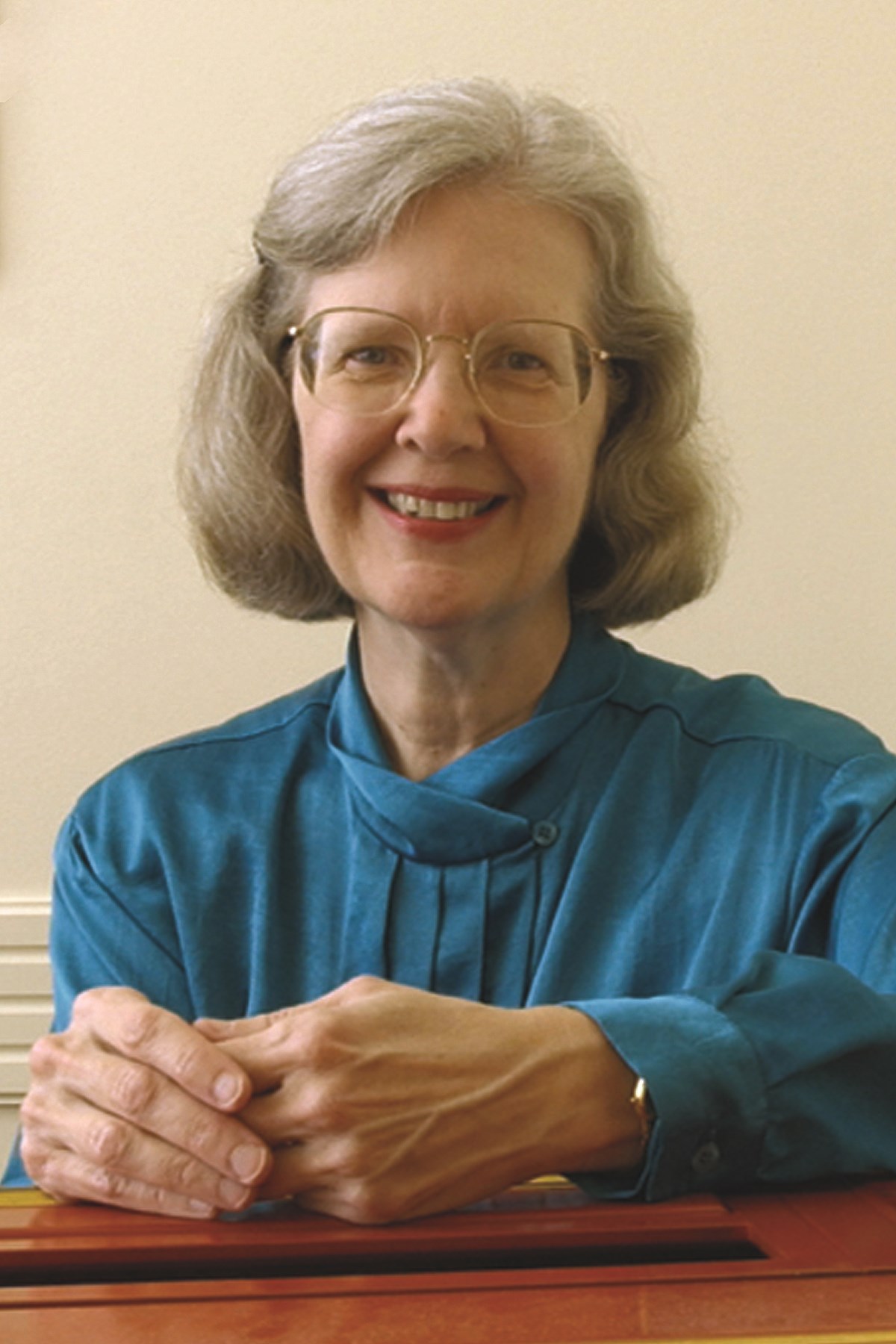 Obituary of Dr. Karyl June Louwenaar-Lueck