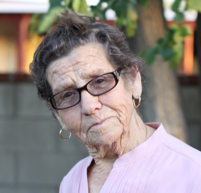 Obituary of Maria Isabel Gonzalez