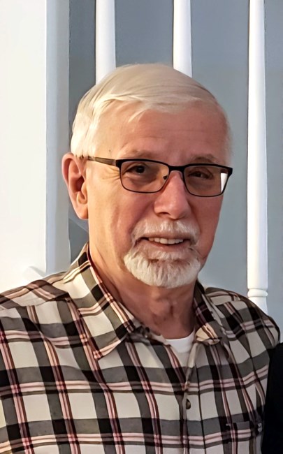 Avis de décès de Robert E. Schroeder