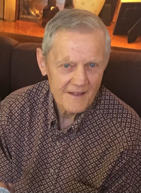 Obituario de A. Donald Holloway