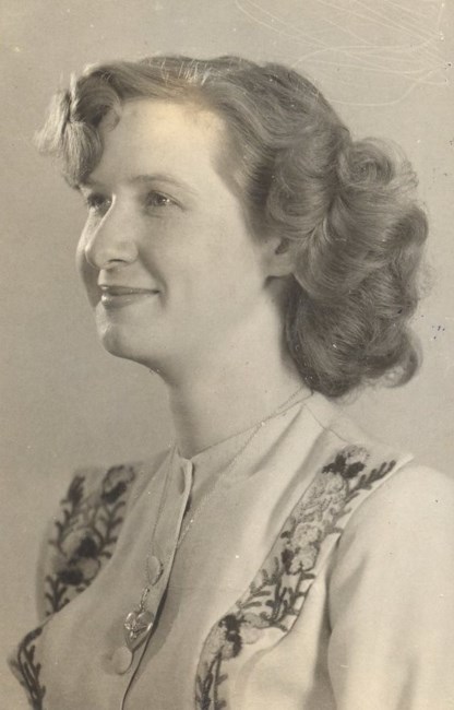 Obituario de Lillian F. Hall