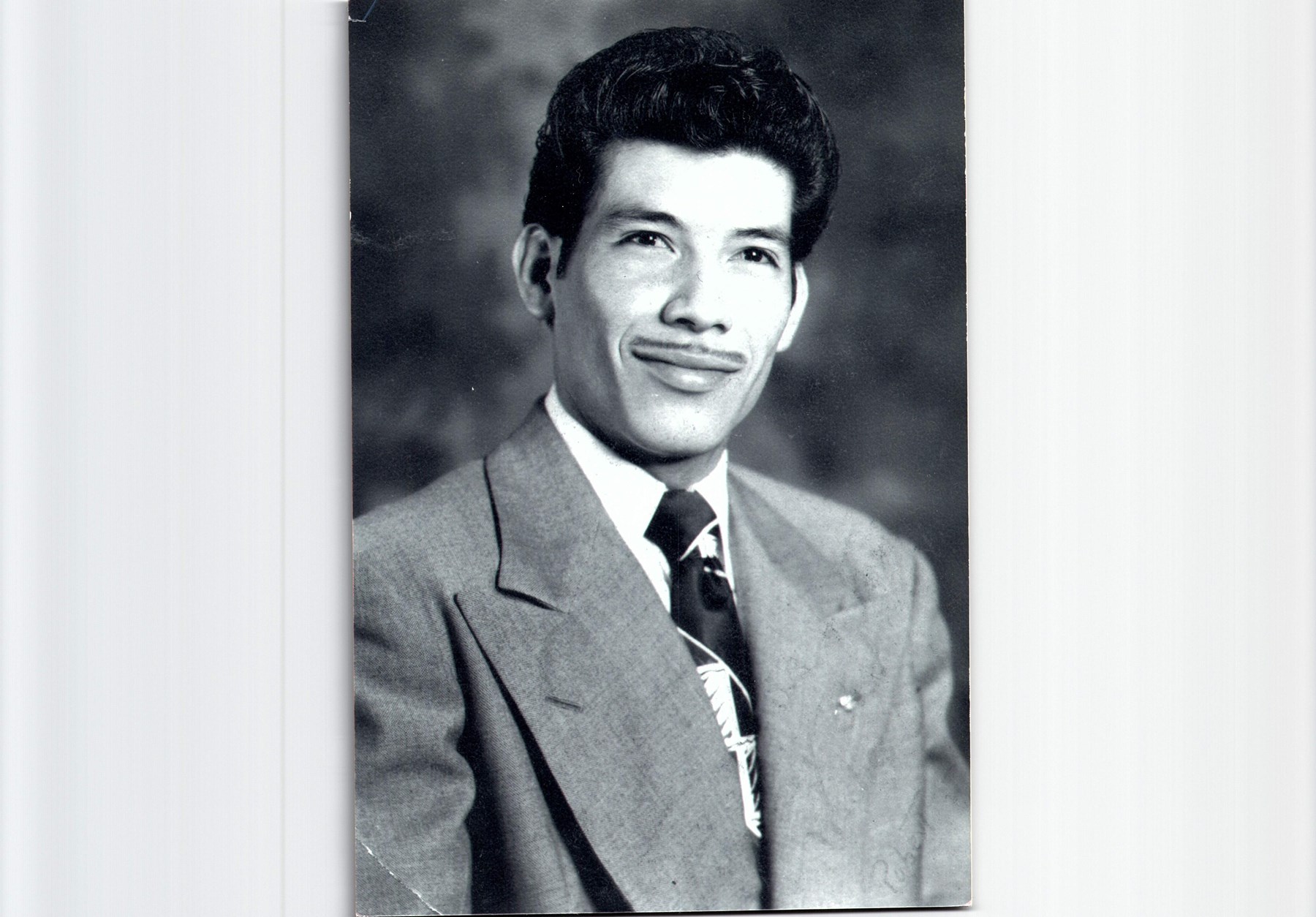 Obituary of Robert Jimenez Jauregui