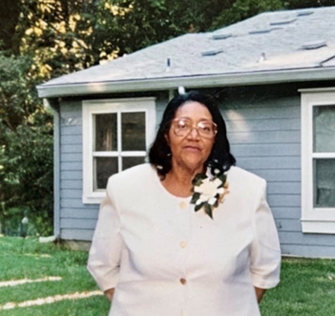 Obituary of Pearline J Hampton