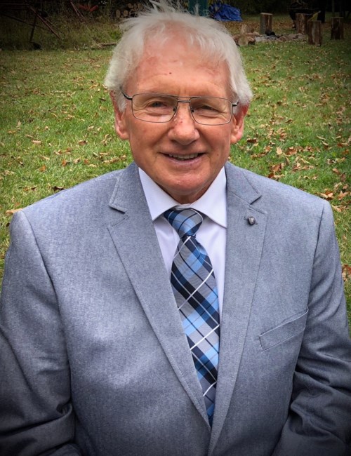 Obituary of Richard Douglas Davison