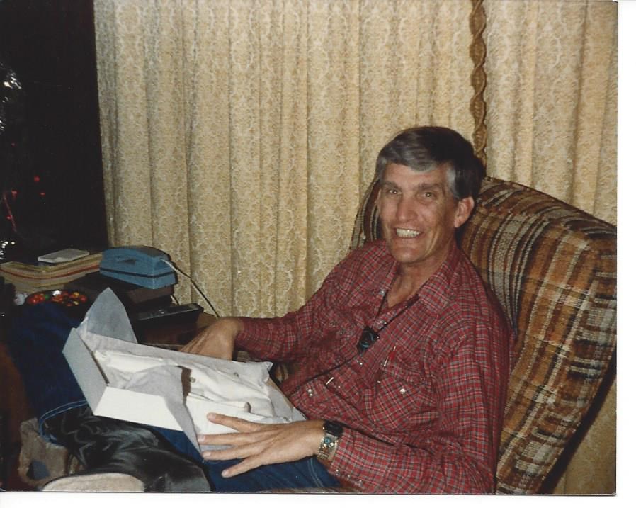 Obituary of Duane Edmund Hall