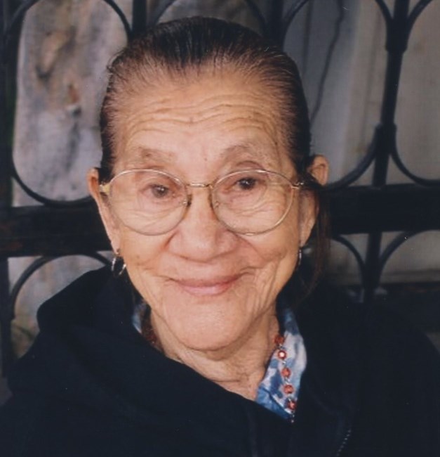 Obituary of Mercedes Fernandez Flores