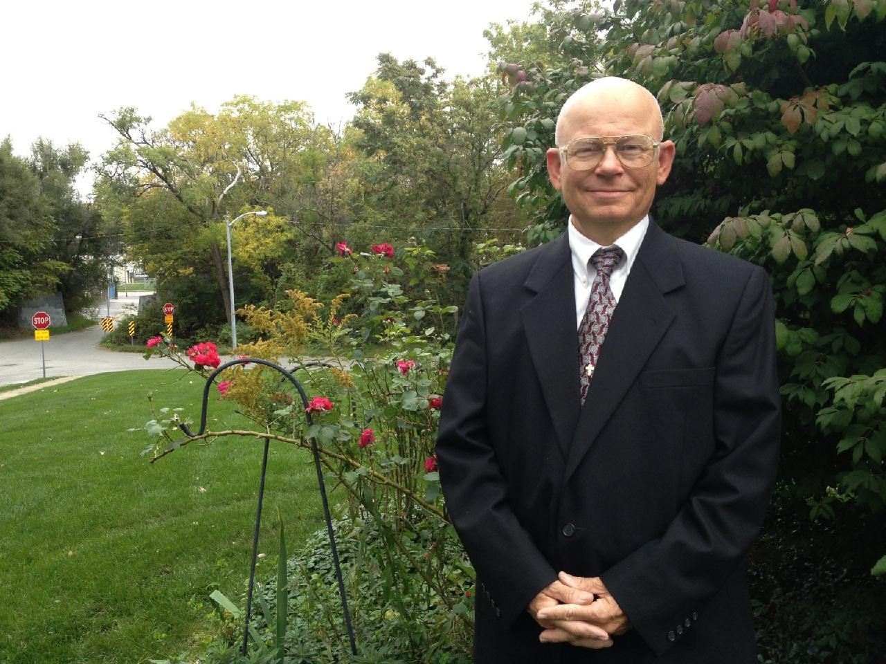 Obituary of Gilbert B Mattox