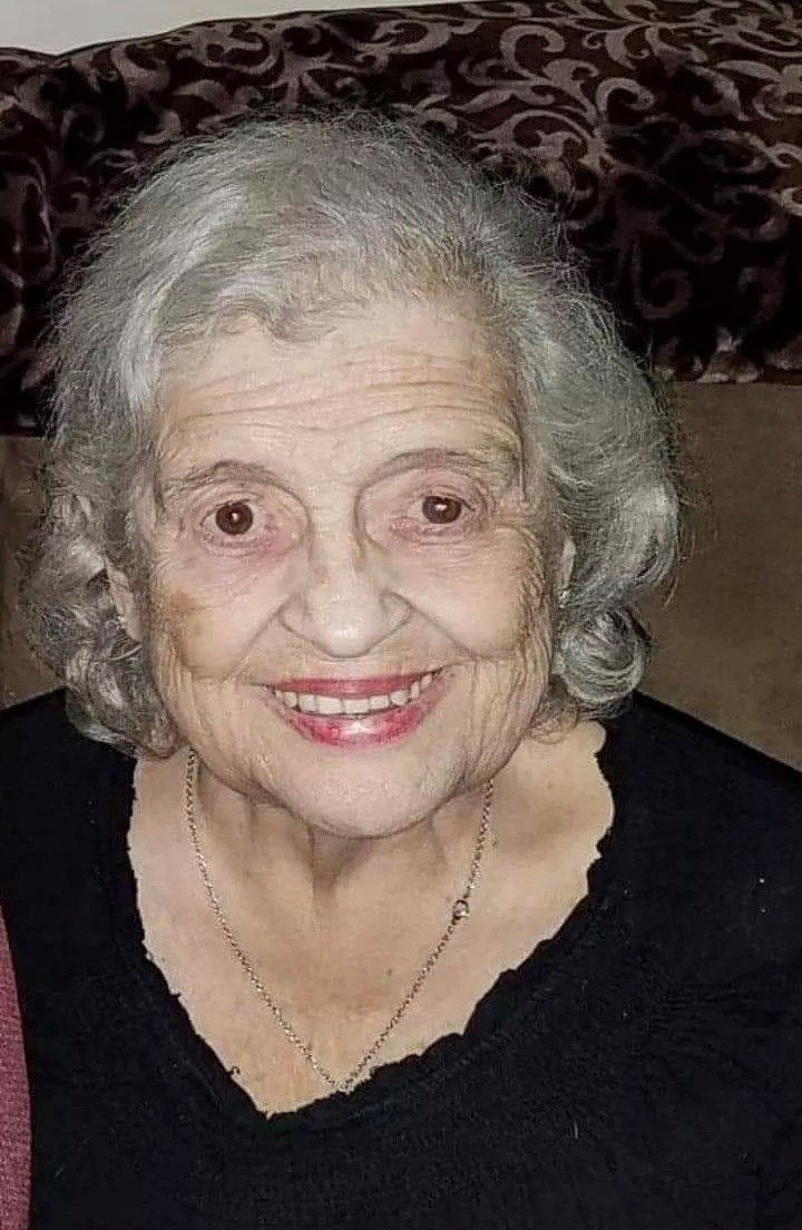 Obituary of Patricia Vincie (Giallongo) Burrow