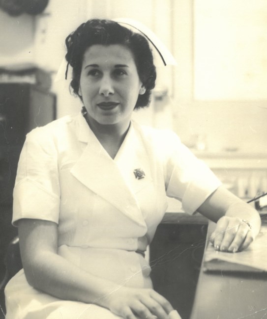 Obituario de Estelle Aronowitz Bluestein