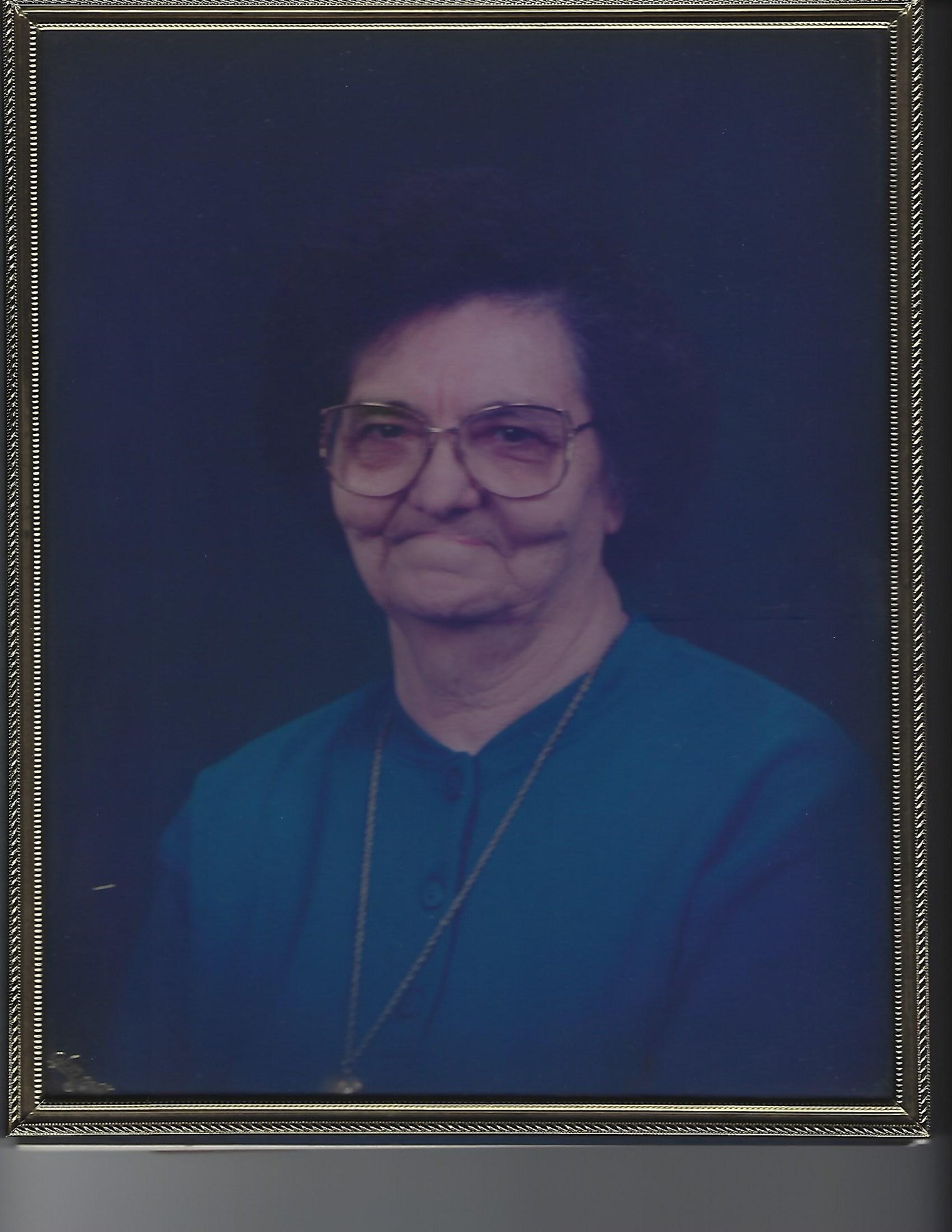 Obituary of Bessie Mae Frances Davis