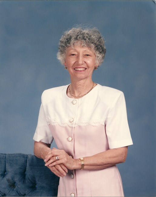 Obituary of Vivian June Mckee