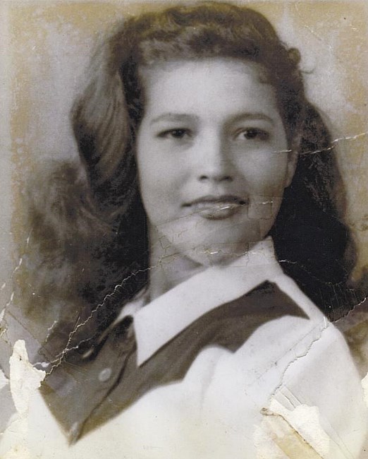 Obituario de Julia Reyna Aguilar