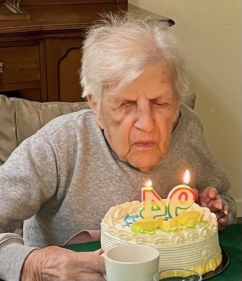 Obituary of Helen Bergquist