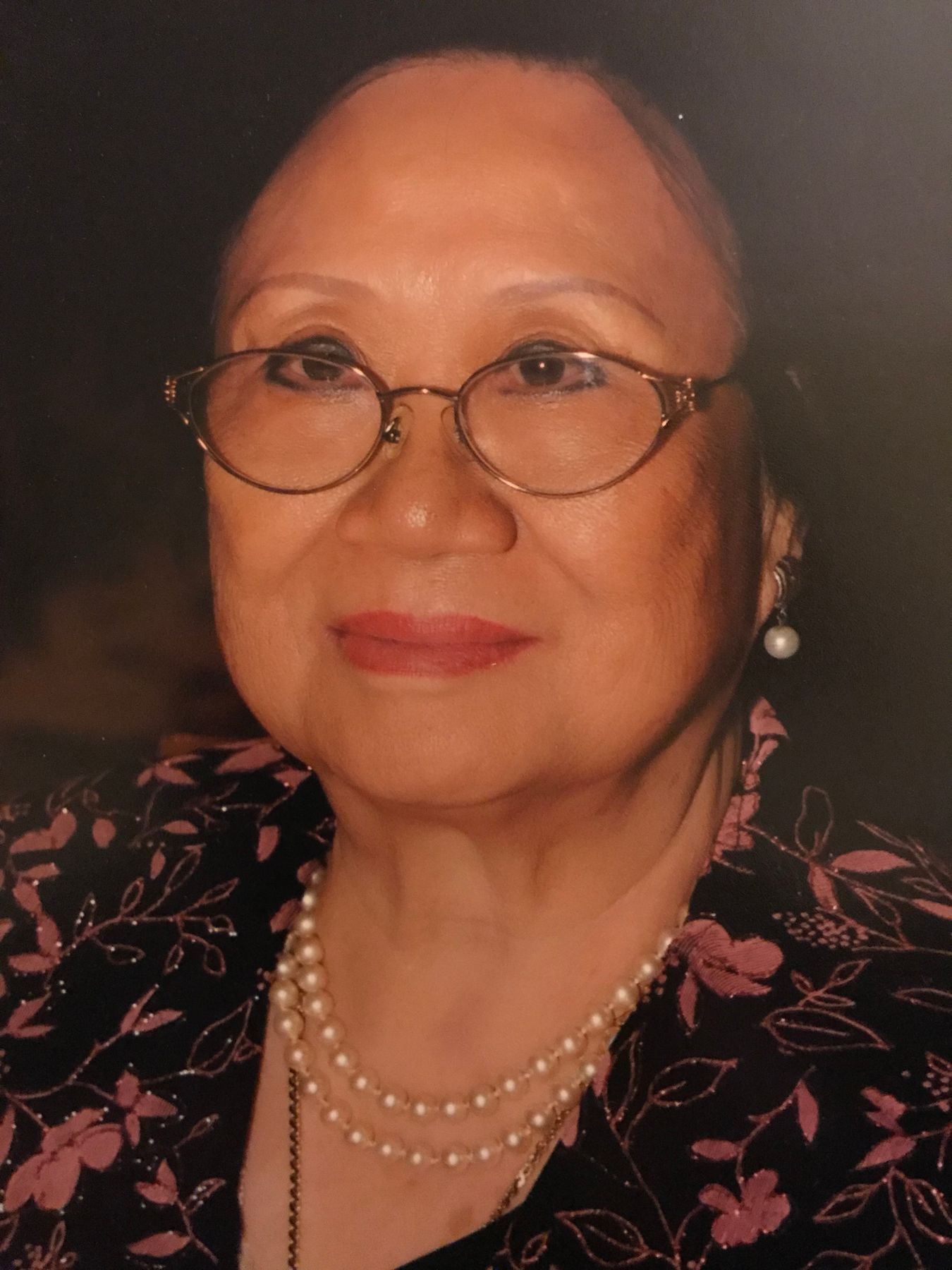 Obituary of Julie Yan-Shu Tong