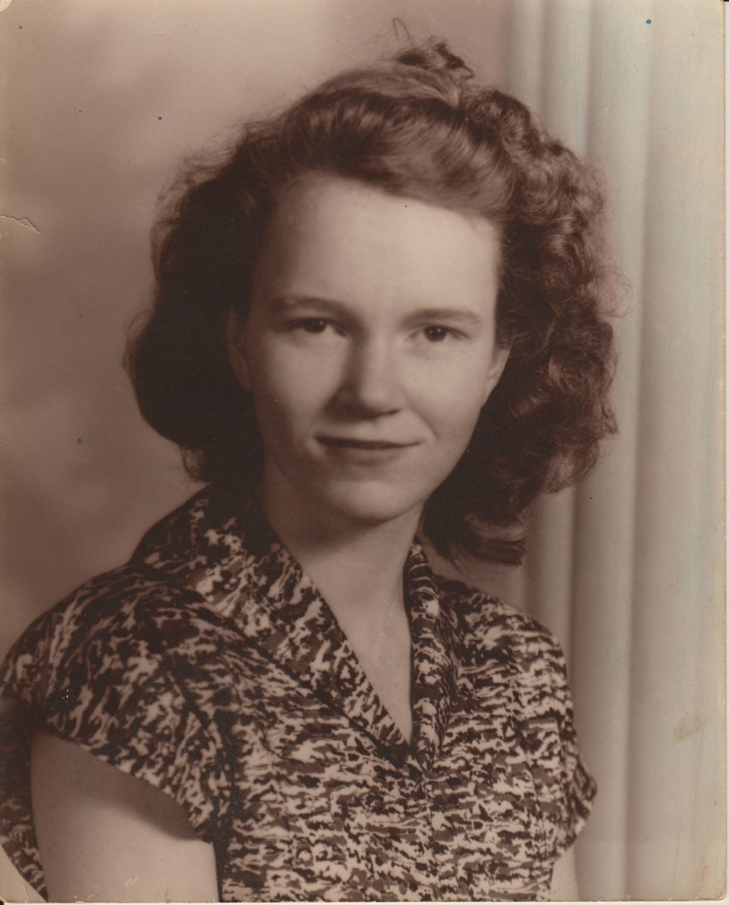Obituario de Dolores Loretta Hanson