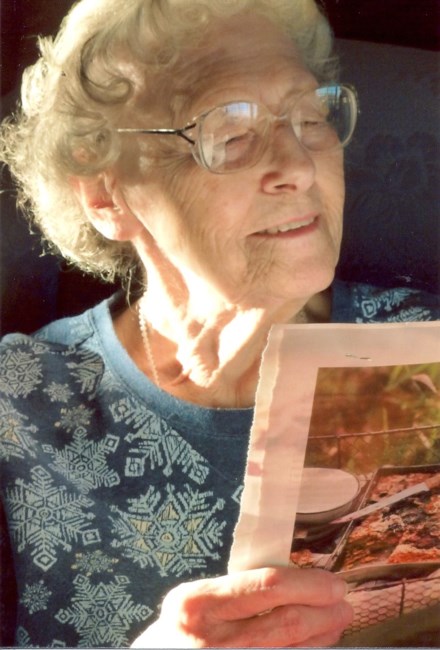 Obituary of Helen Darrela Jones