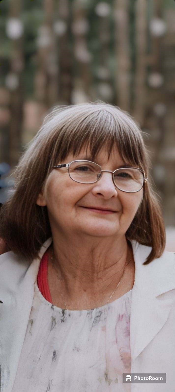 Obituary of Estel Joyce Beaton