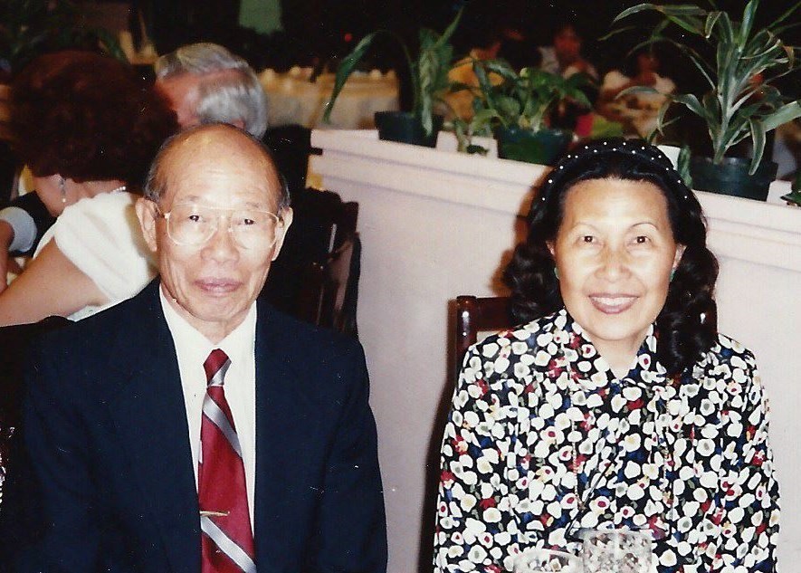 Obituario de Meiching Wong Eng   黃美貞 (書名) / 黃佩雲 (乳名)