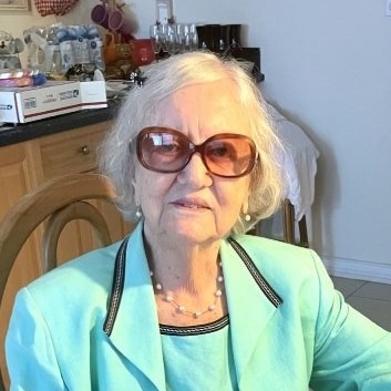 Obituary of Gloria Elena Sanchez