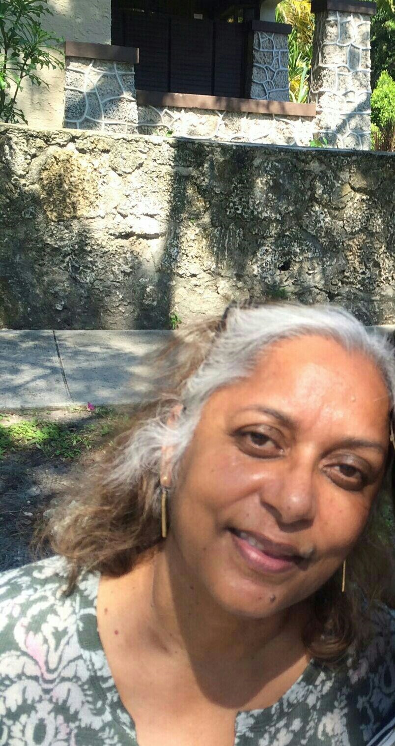 Obituario de Diana Maureen Davis