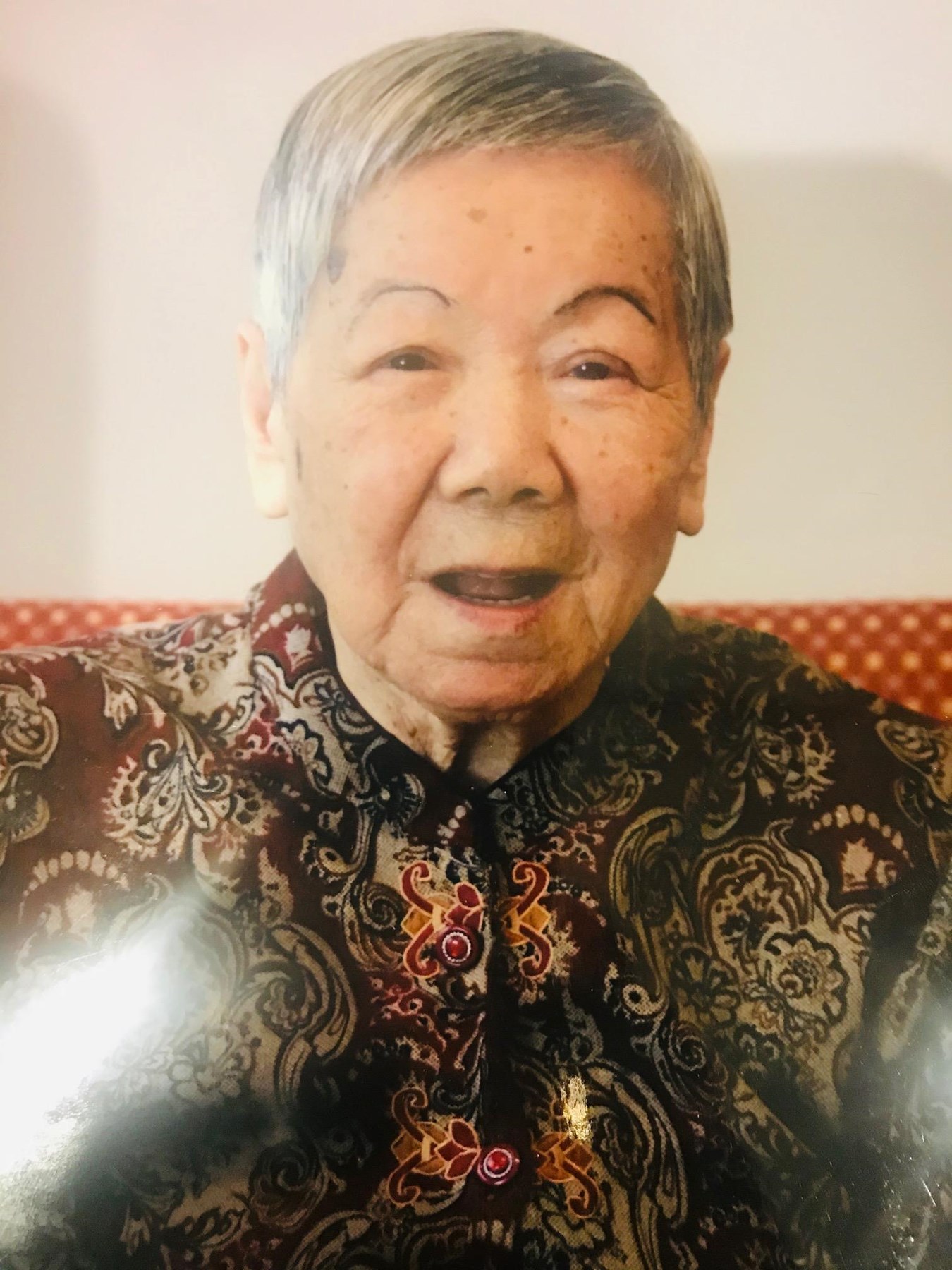 Obituary of Wan Ying Lu 卢婉莹