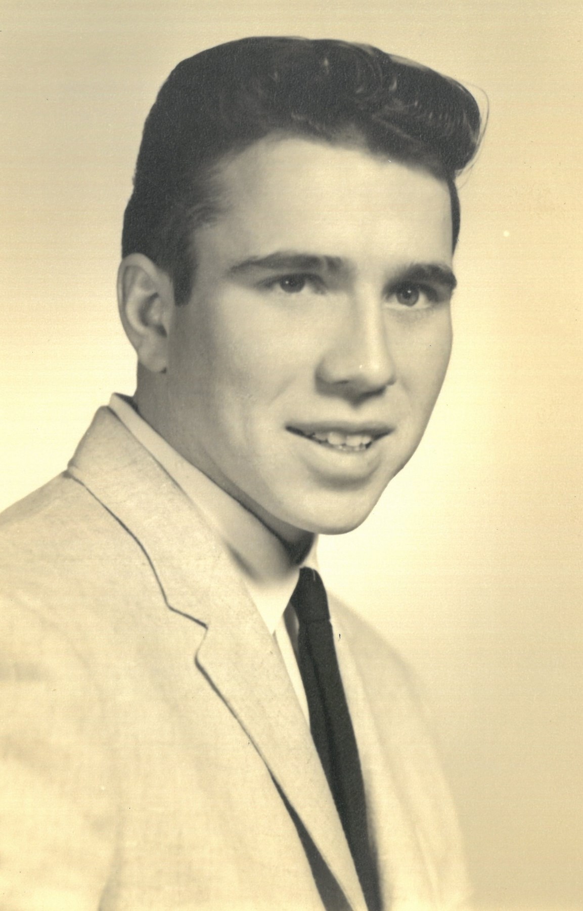 Obituary of Donald J. Cayer Jr.