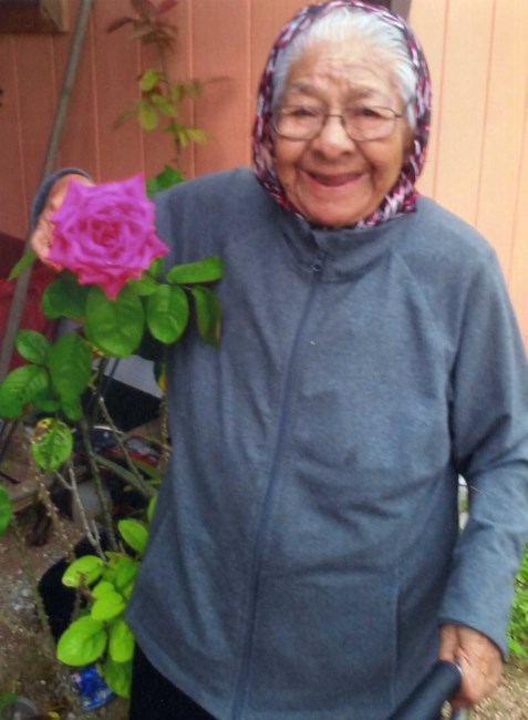 Obituary of Dolores Nuncio Cervantes