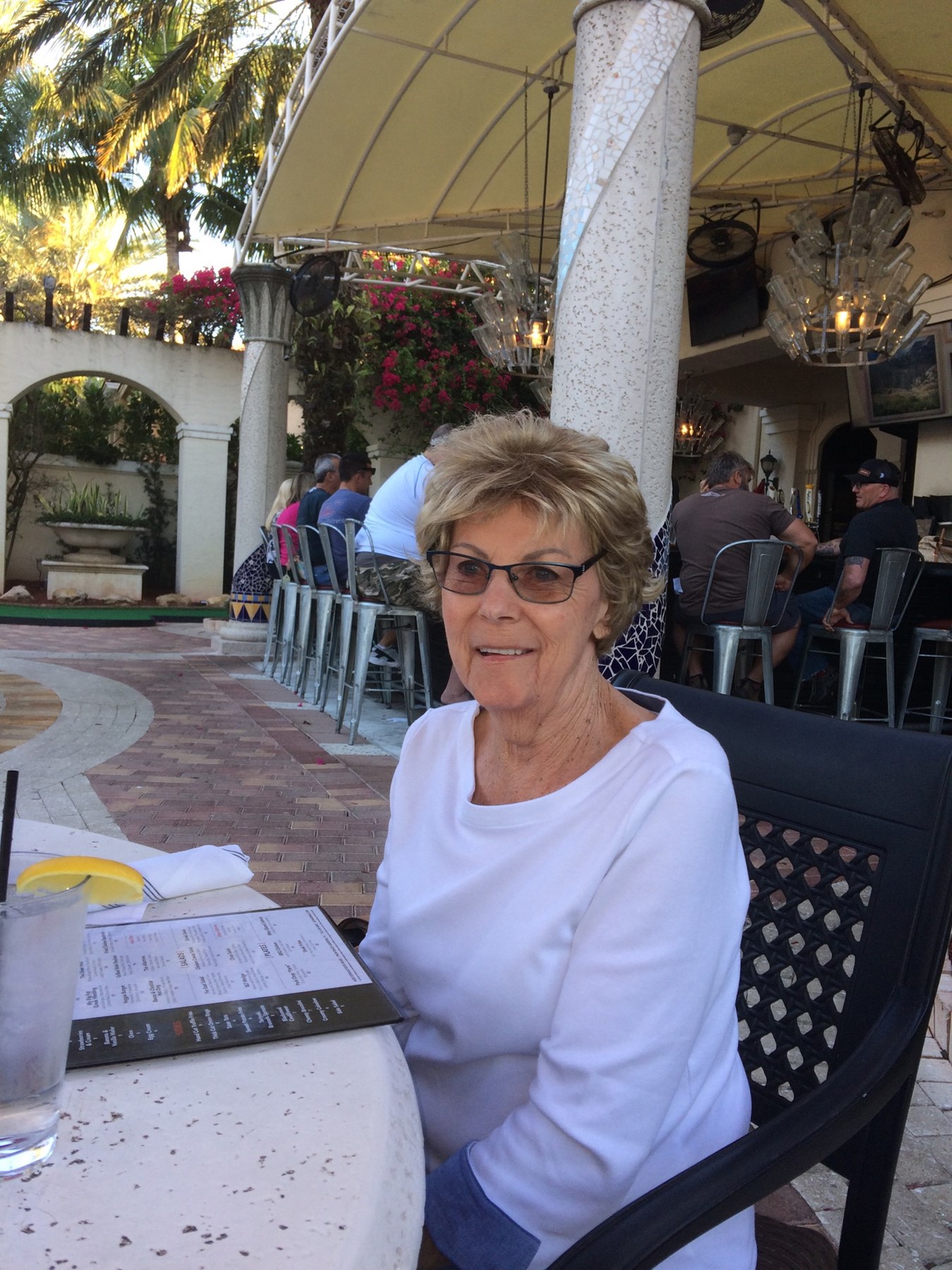 Obituary of Barbara Lee Snobel