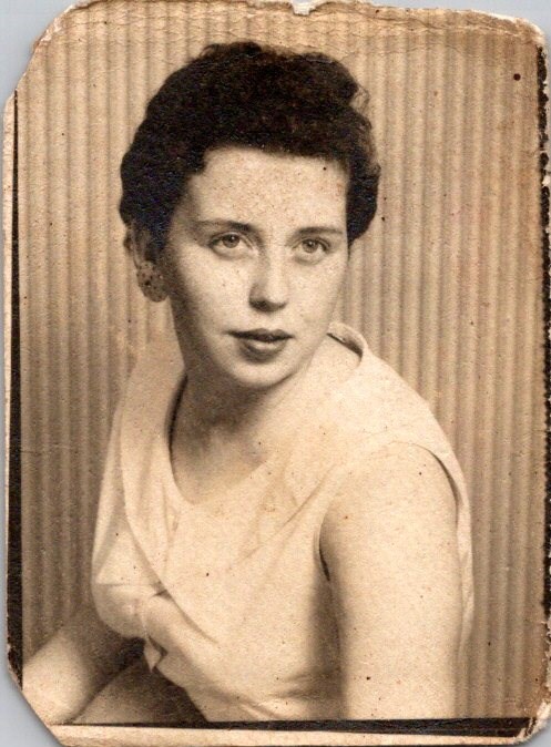 Obituario de Dorothy Louise Simms