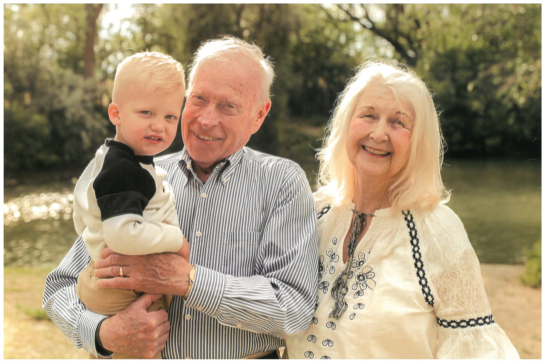 Obituary of Jan Hayes Thierbach