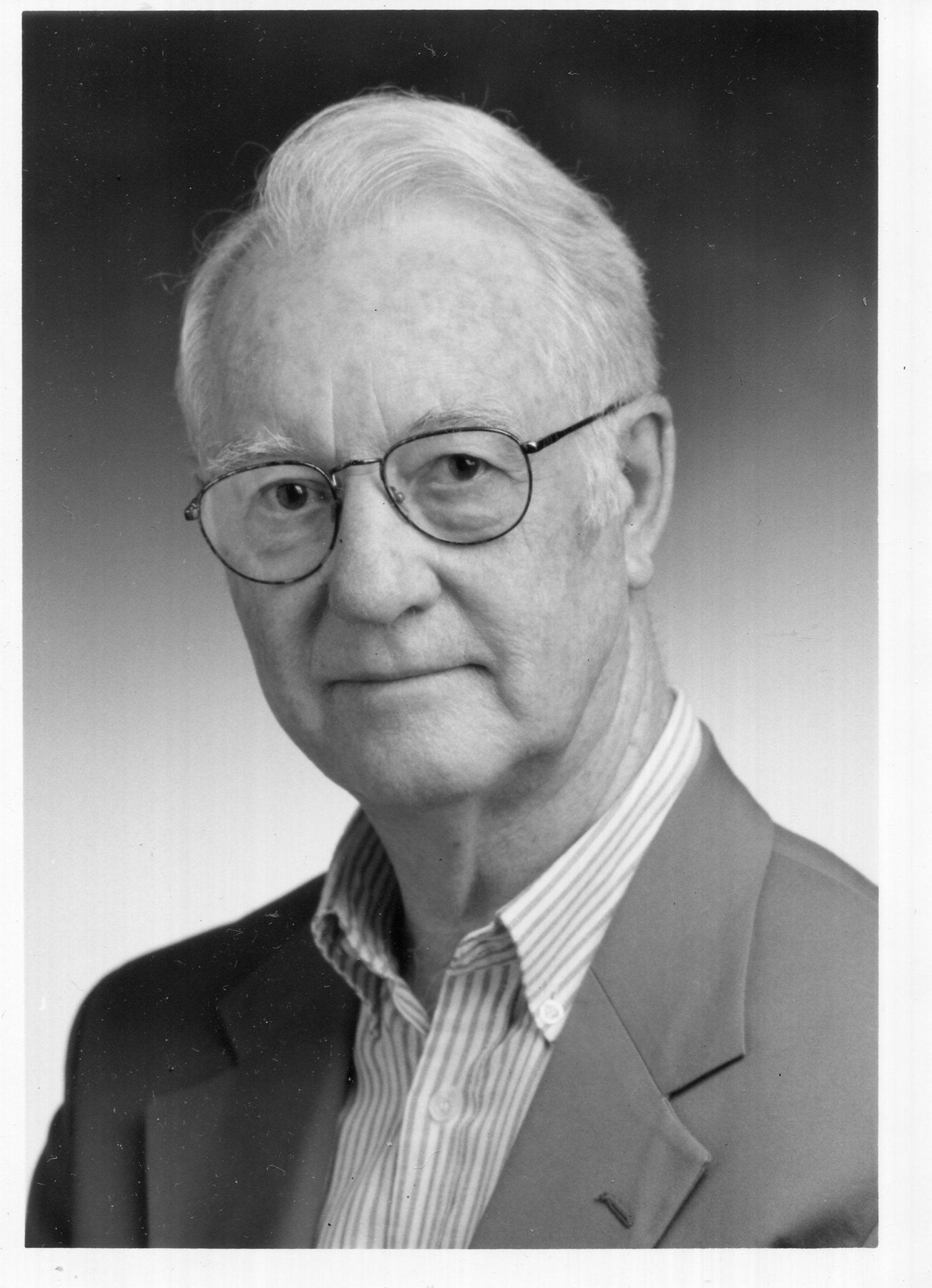 Obituary of Robert Merle Farnsworth