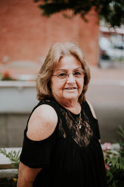 Obituary of Roxy Custer