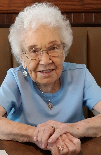 Obituary of Elizabeth Fields Pusey
