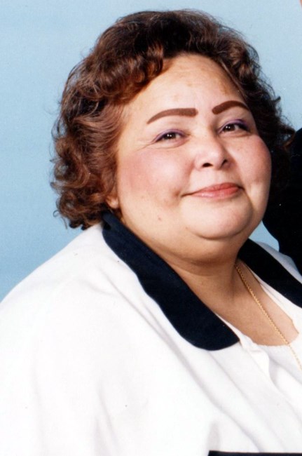Obituary of Gloria R. Villalobos