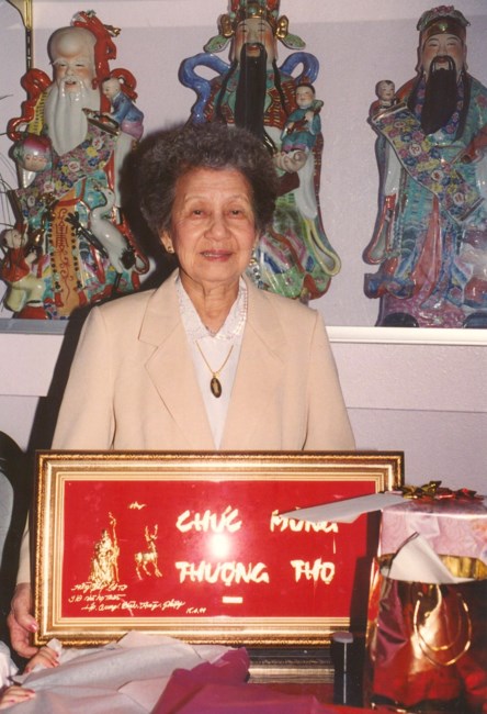 Obituary of Tu Thi Tang