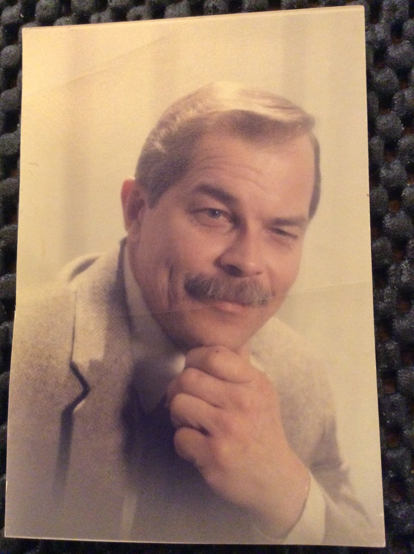 Obituary of Donald Michael Molvik