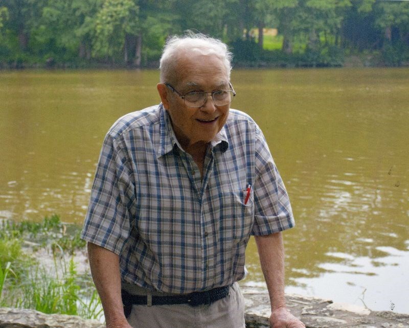 Avis de décès de Arthur "Bernie" William Bernhard