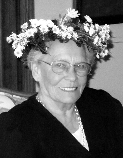 Obituary of Daisy Young