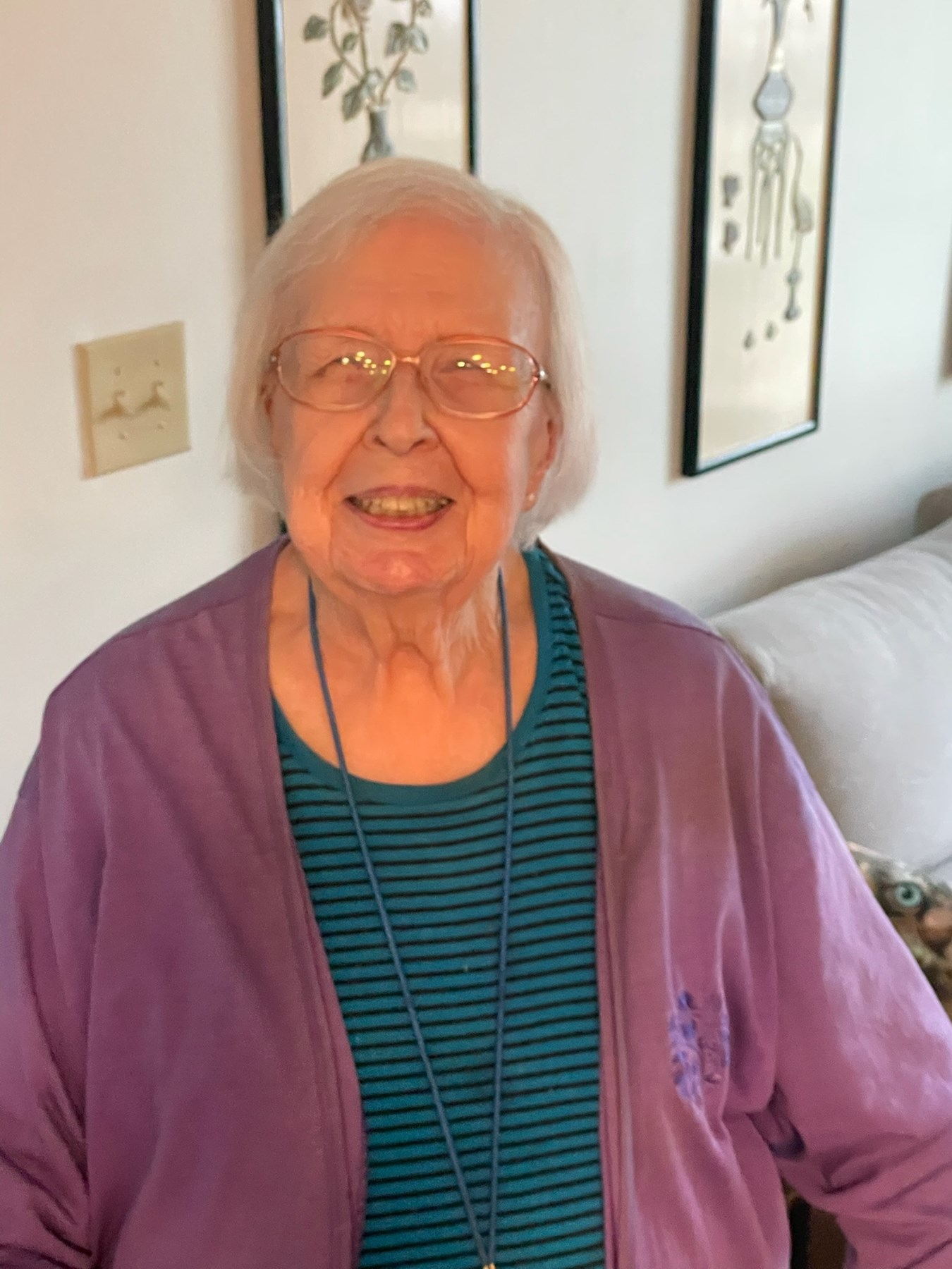 Obituary of Antoinette Jones Harlow