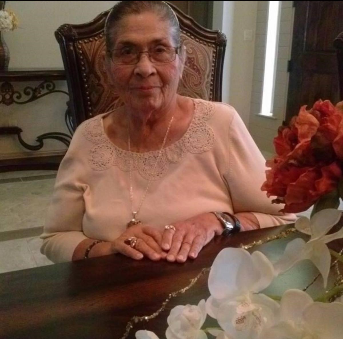 Obituary of Alicia Flores