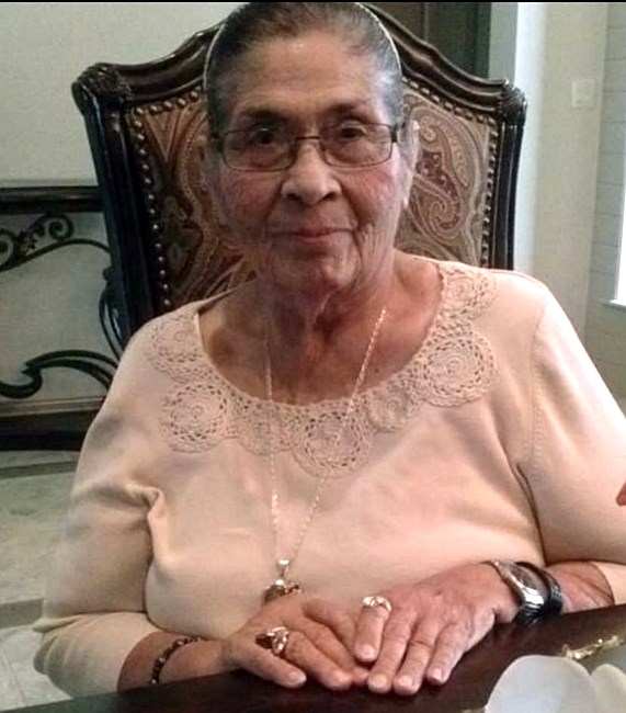 Obituary of Alicia Flores