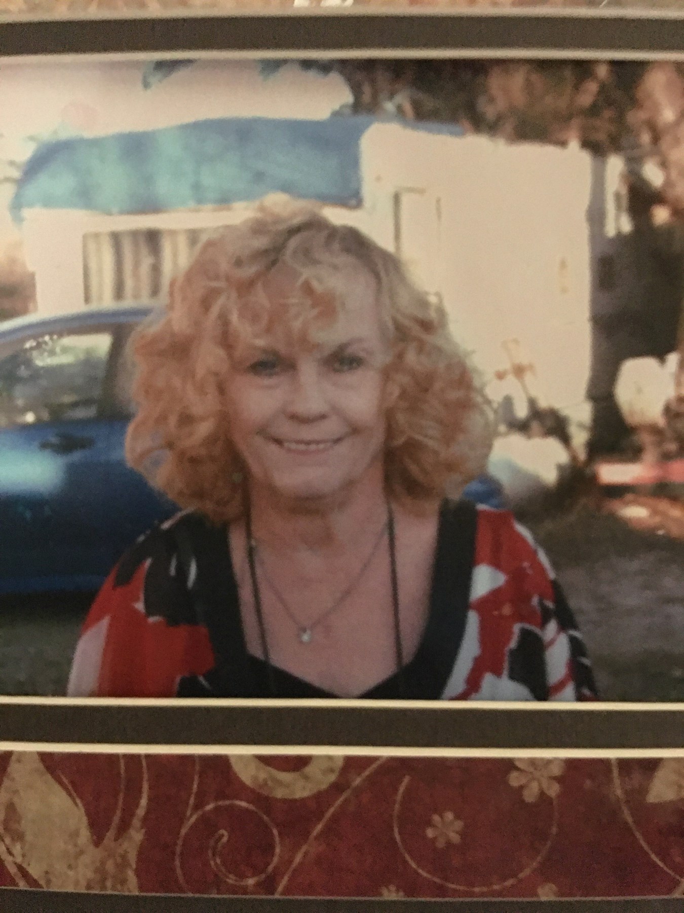 Obituary of Johnnie Faye Harris Mackey