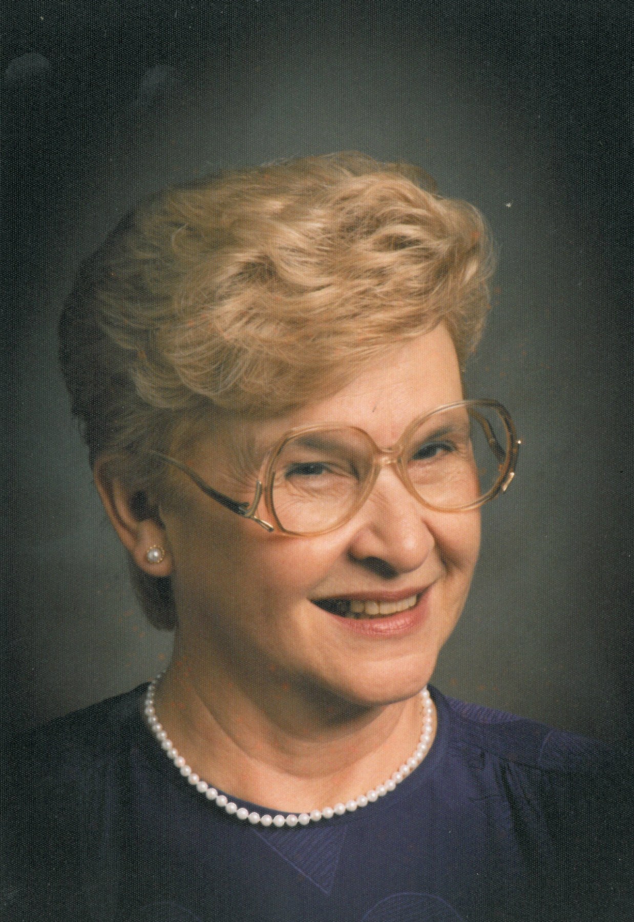 Obituary of Doreen Elva Jean Weeks