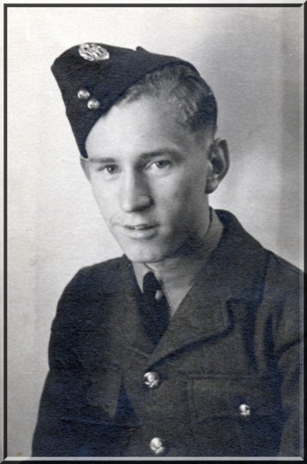 Obituary of Alexander (Sandy) Robertson