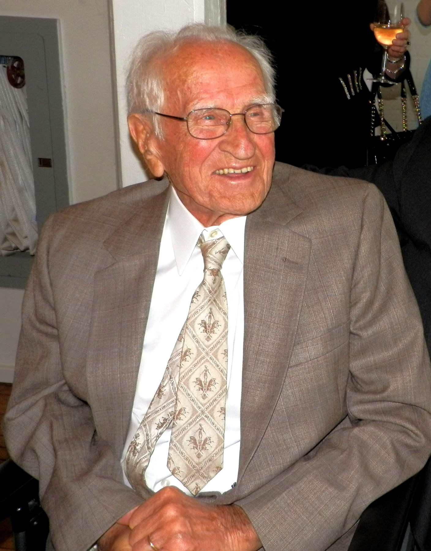 Obituary of Karl Nonnenmacher