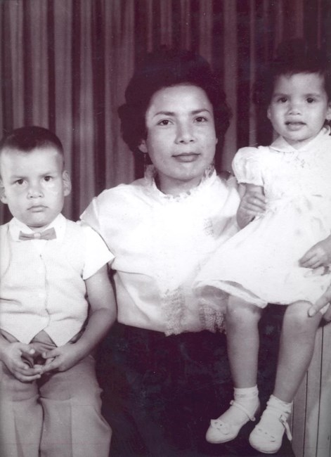 Obituary of Christina Sen Moore-Gibbens