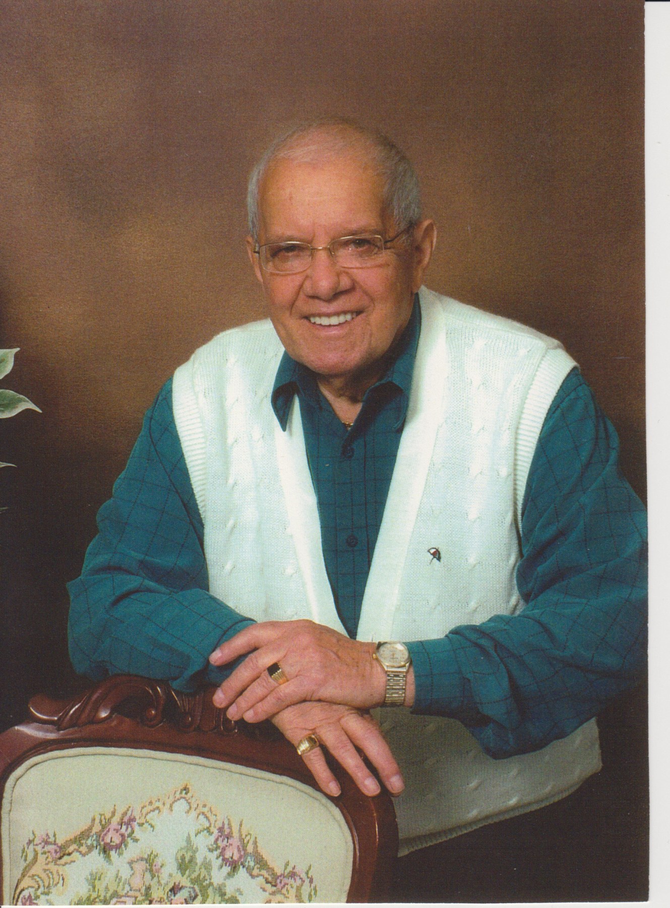 Obituary of Maurice Hubert De L'Etoile