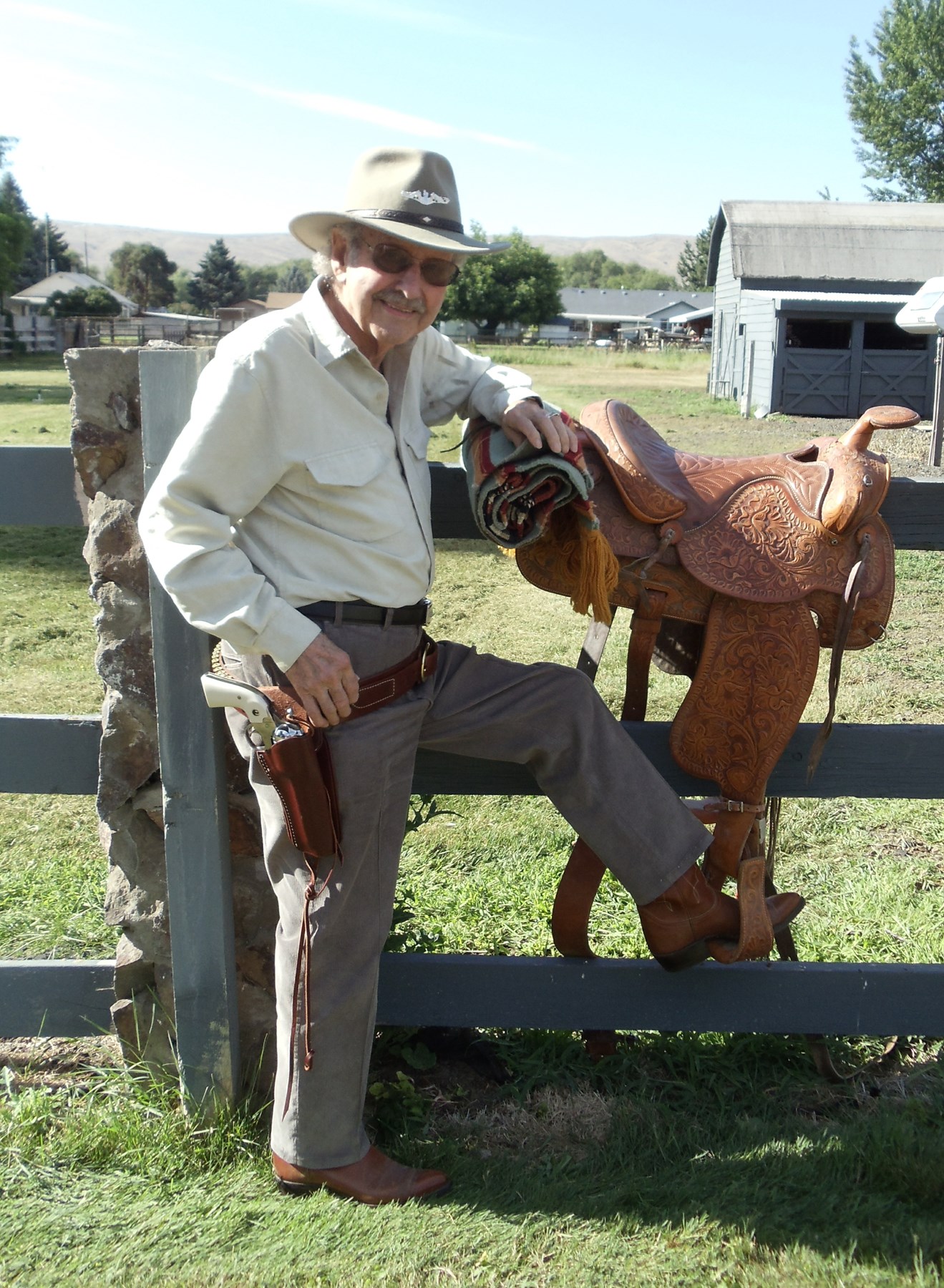 Avis de décès de Donald F. Brown