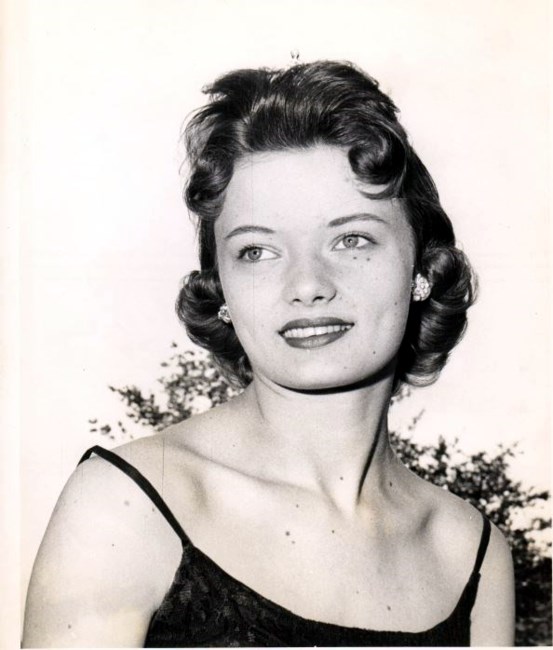 Avis de décès de Mary Margaret "Peggy" Jones