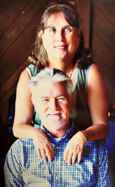 Obituary of Carolyn Lee "Dee" Hennig